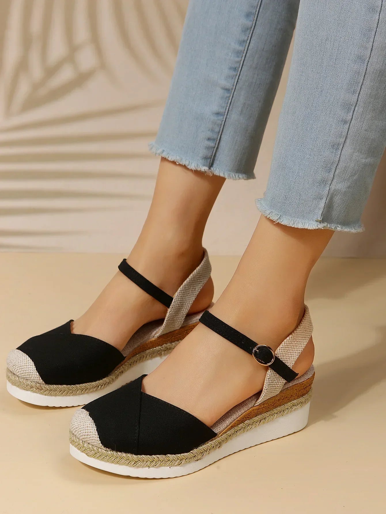 Courtney | Women's Closed Toe Wedge Orthopedic Sandals